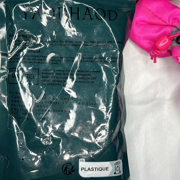 FREE WITH PURCHASE! Pink Yaodhaod Winter Dog Booties Size 3 - Picture 4 of 5